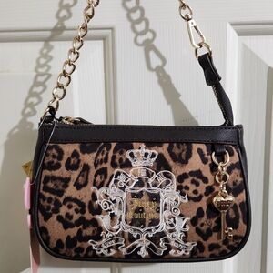 Juicy Couture Leopard Wristlet Purse NWT